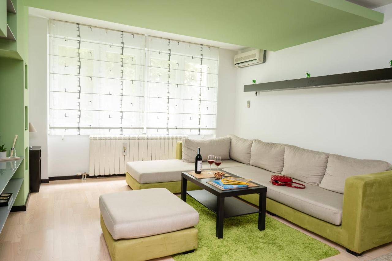 Bright 1Bdr Apartment In The City Center 塞拉耶佛 外观 照片