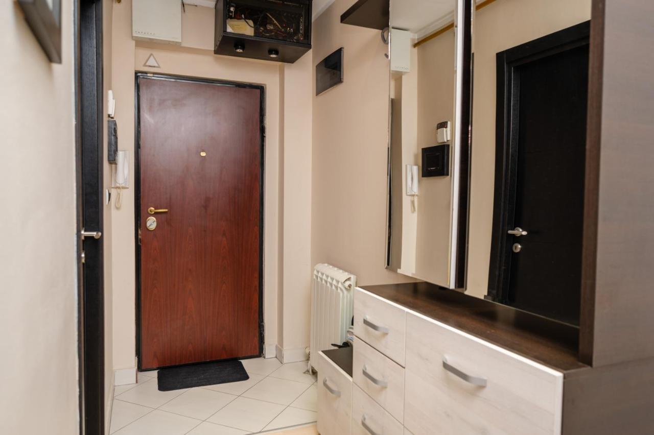 Bright 1Bdr Apartment In The City Center 塞拉耶佛 外观 照片