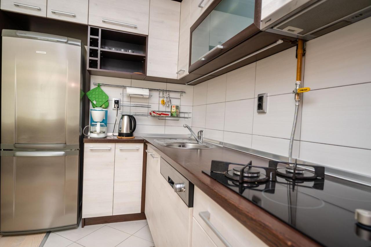 Bright 1Bdr Apartment In The City Center 塞拉耶佛 外观 照片