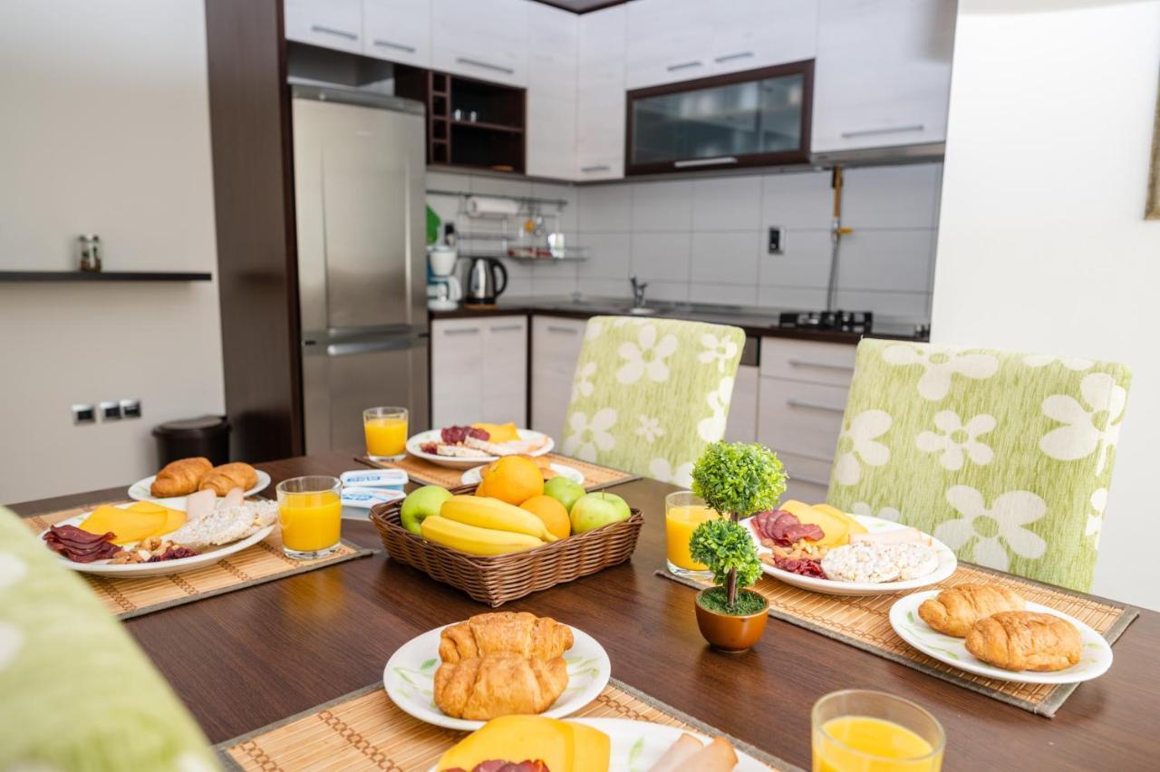 Bright 1Bdr Apartment In The City Center 塞拉耶佛 外观 照片